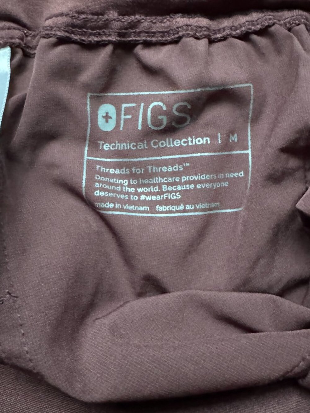 FIGS Technical Collection Slim Cargo Scrub Jogger Pants Plum Burgundy Pull On M - Picture 2 of 5